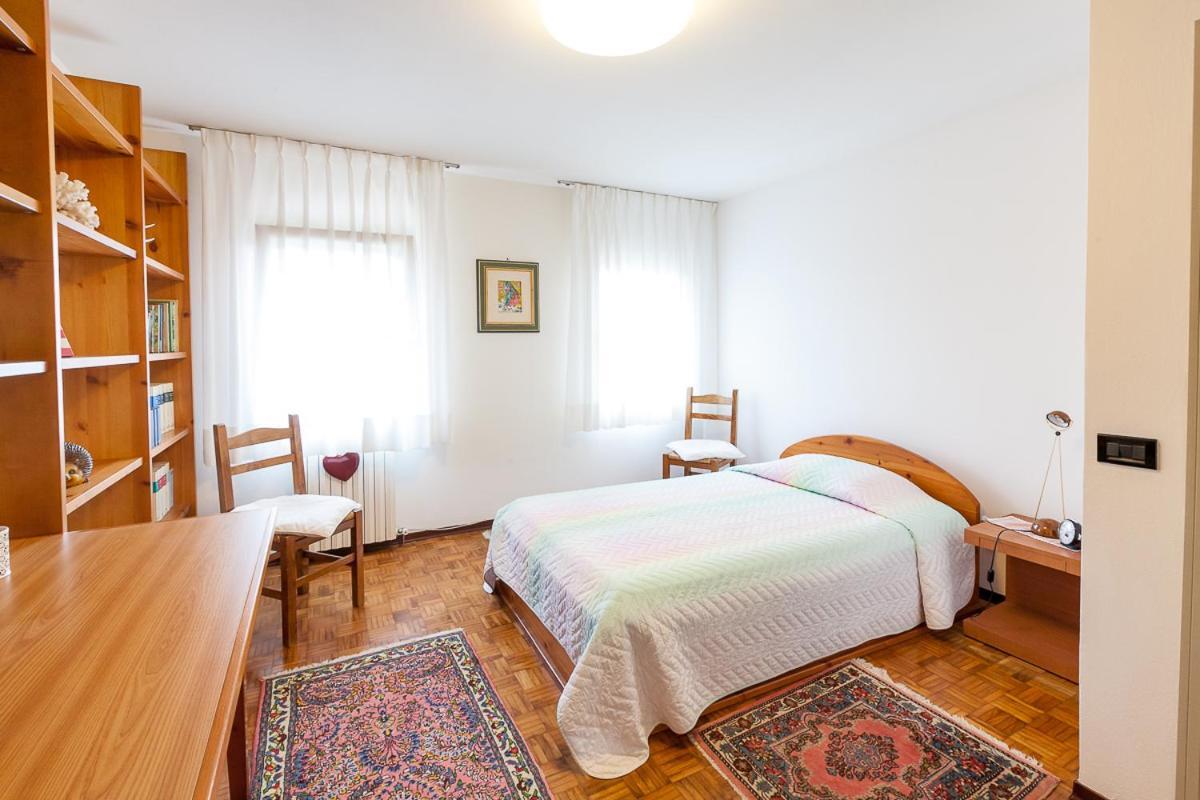 B&B Ca Dea Calle Valla Bagian luar foto