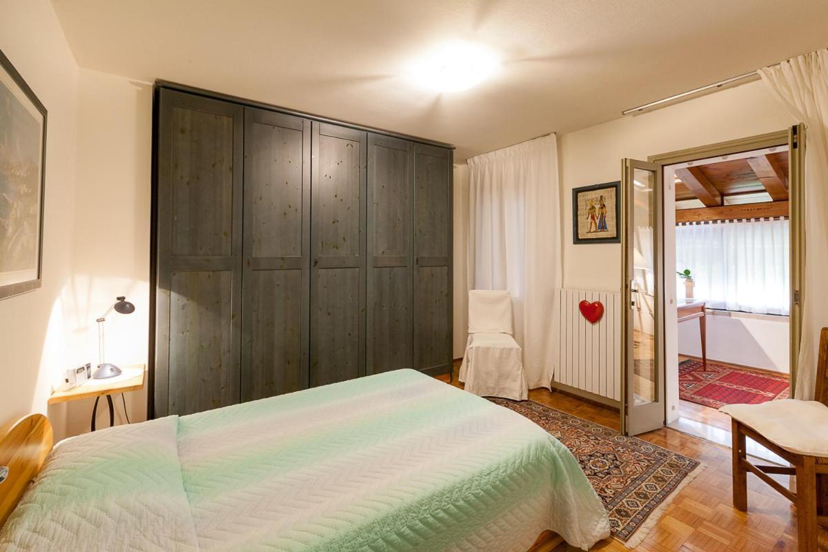 B&B Ca Dea Calle Valla Bagian luar foto