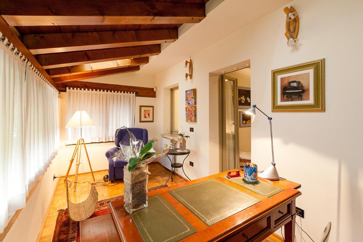 B&B Ca Dea Calle Valla Bagian luar foto